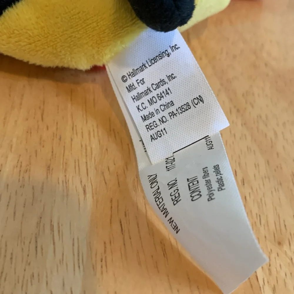Vintage Hallmark Bee Plush Zippered Gift Bag Surprise Holder Reward BTS
